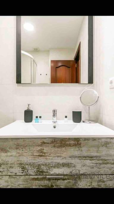 Luxury Apartamento Sevilla Centro -Triana Eksteriør billede