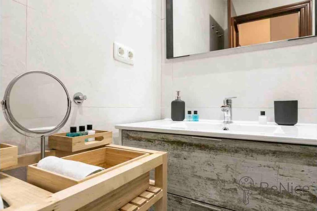 Luxury Apartamento Sevilla Centro -Triana Eksteriør billede