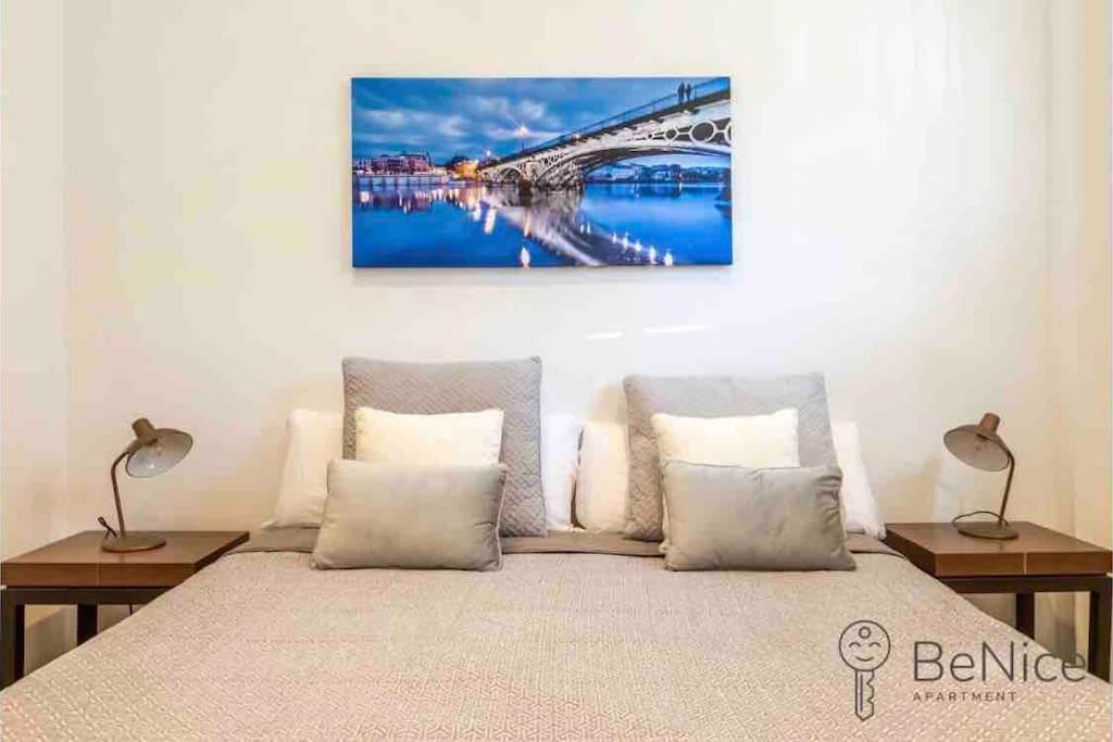 Luxury Apartamento Sevilla Centro -Triana Eksteriør billede